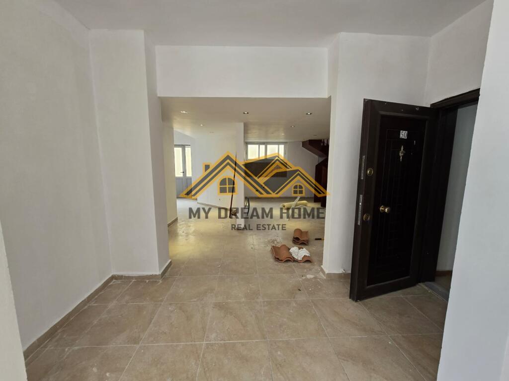 PAPAFINGO 3+1+2 WITH GARAGE FOR SALE !