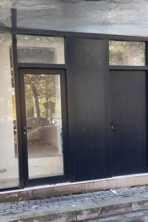 Jepet me Qira Dyqan në Unazë pranë Pallateve Delijorgji!