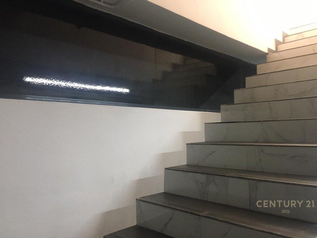 🏢 Commercial Space for Rent – Dinamo Stadium, Tirana