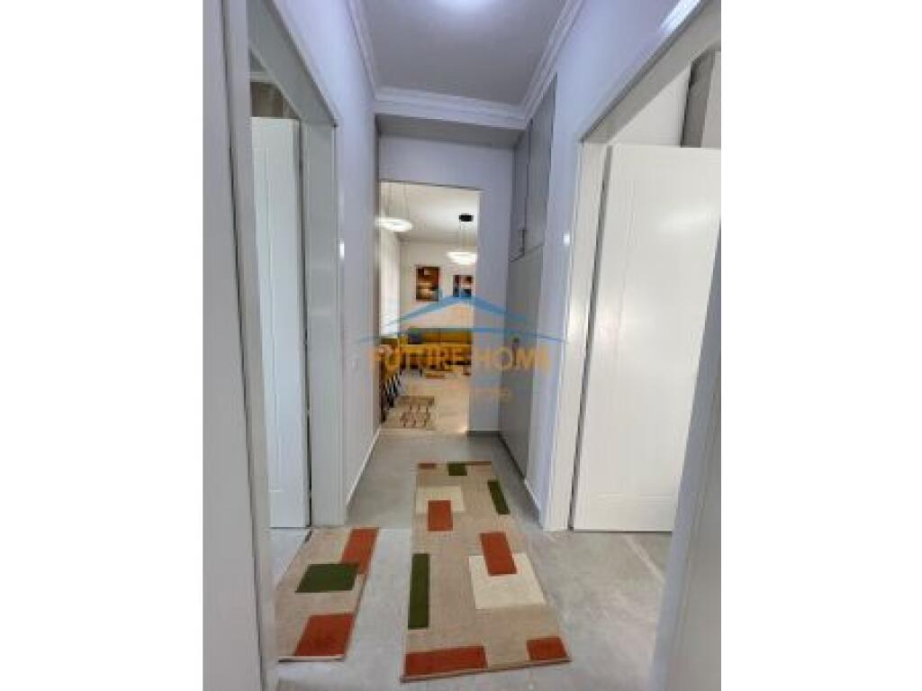 Qera, Apartament 2+1+2, Qendër, Tiranë .