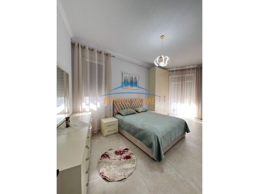 Qera, Apartament 2+1+2, Qendër, Tiranë .