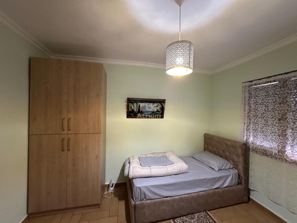 JEPET APARTAMENT 2 + 1 ME QIRA TEK ALI DEMI ! 530 €