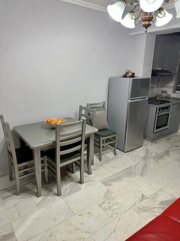 📣 QERA Apartament 1+1 📍 Prane Stadiumit Dinamo ✨