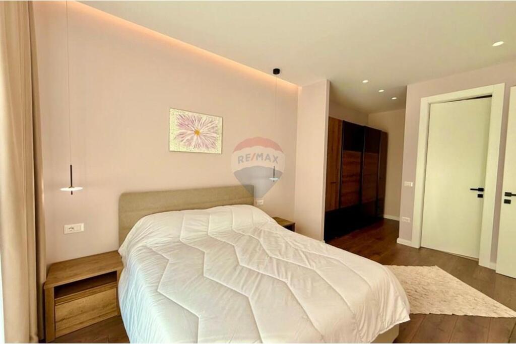 APARTMENT 2+1 FOR RENT PARIS MUNICIPALITY