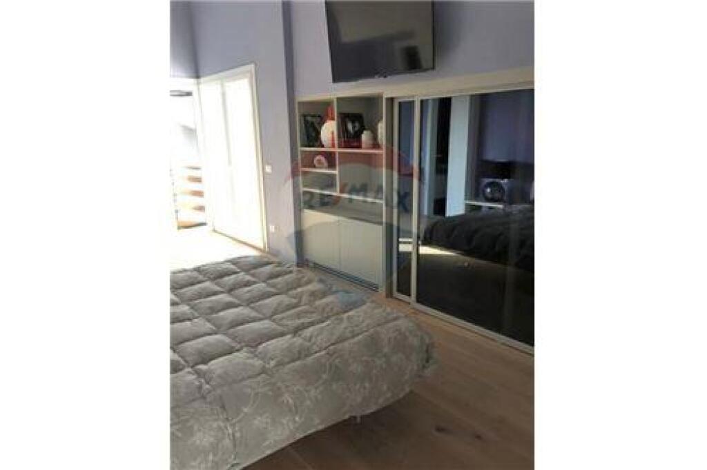 VILE ME QIRA 3 KATE NE LONG HILL RESIDENCE