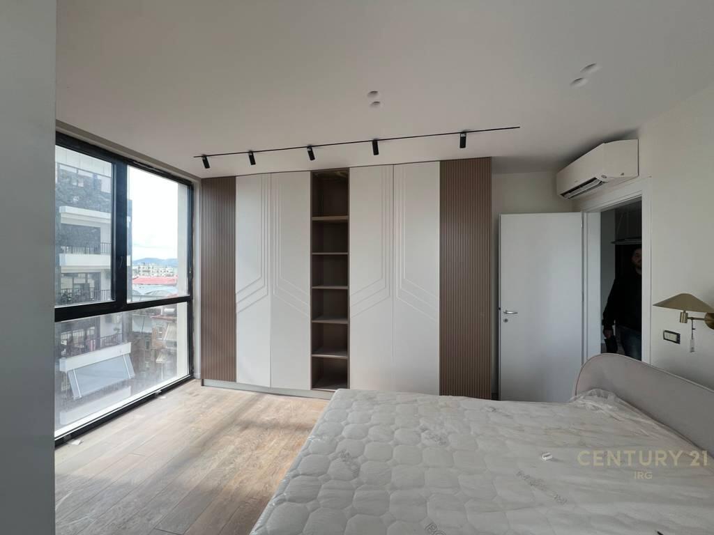 Apartament 2+1 per shitje tek Rr Mine Peza 300,000 €