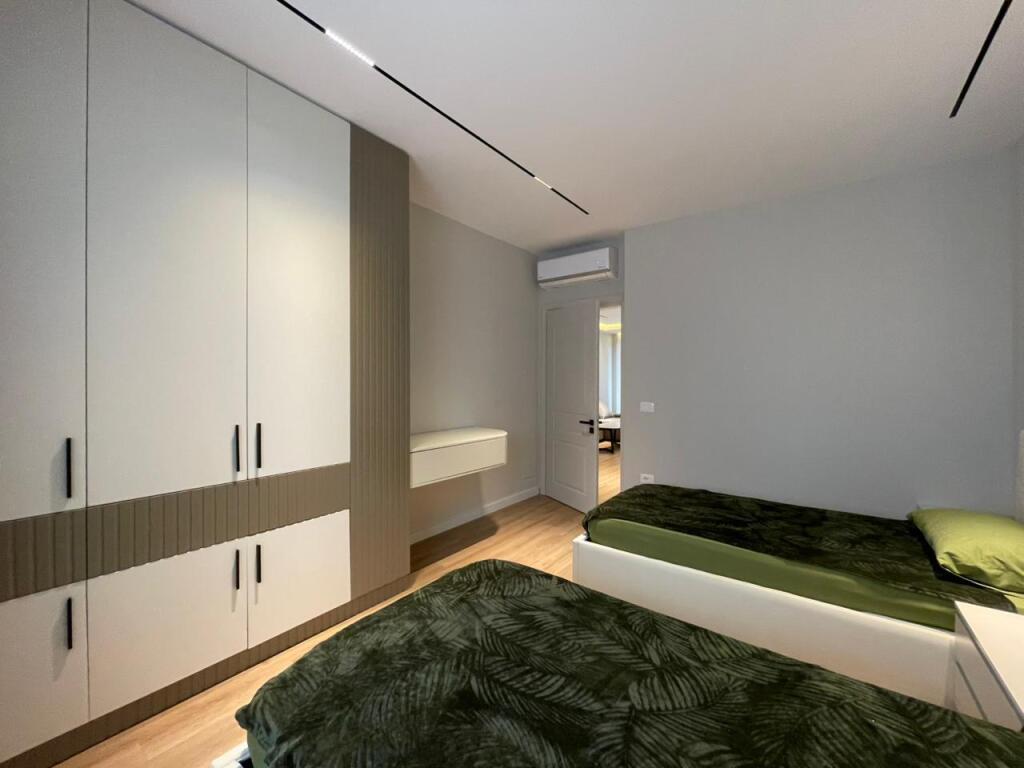 2+1 apartment for sale at River Rsd/Astir.