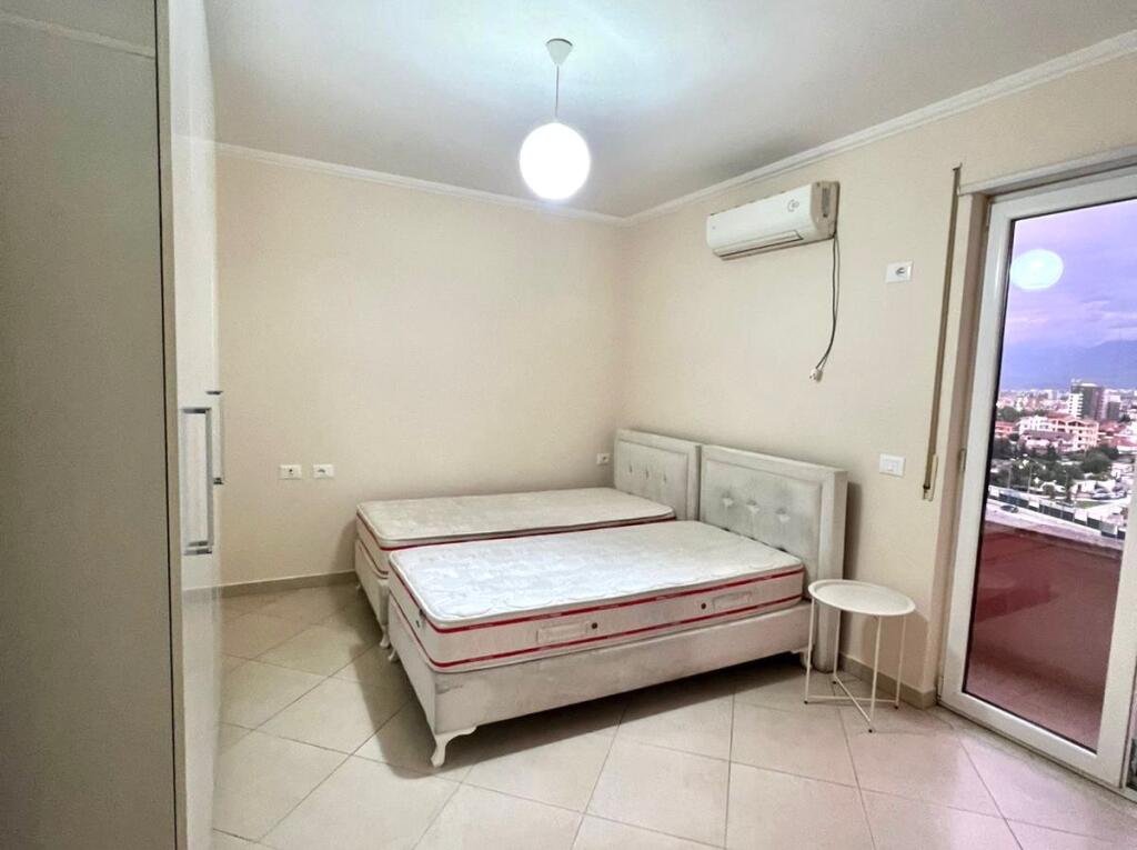 In Affitto: 1+1+ Veranda📍Astir (Vicino alla Rotonda) - Sup. 116m² - Piano 8 || Strade Principali ||520€/Mese