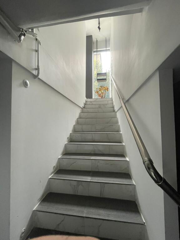 DYQAN ME QERA 105M2 KOMUNA E PARISIT 1800 EURO