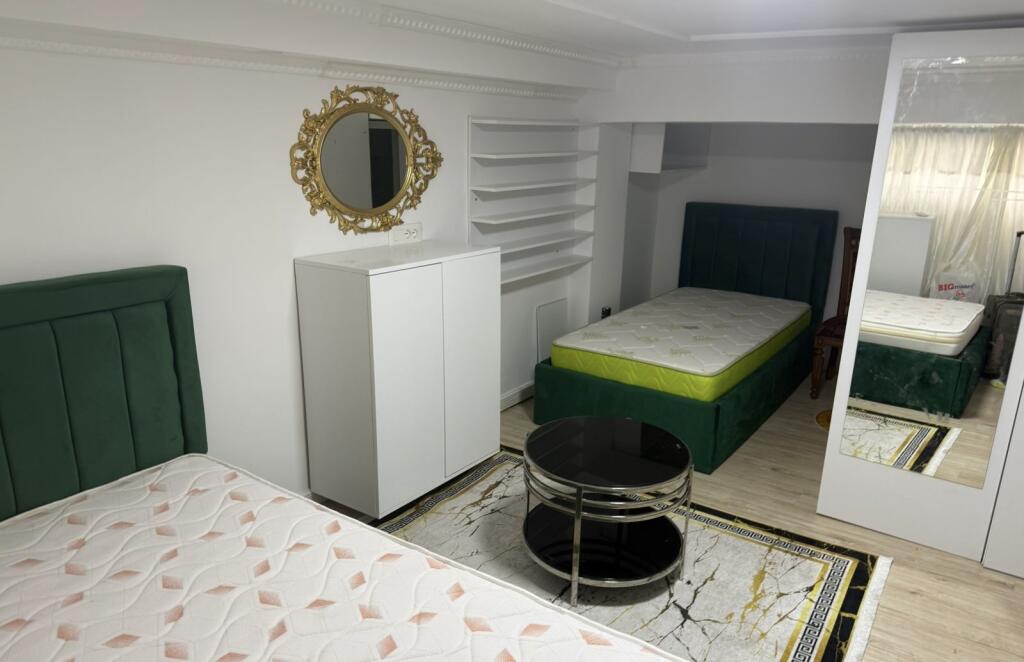 Jepet me qera 1+1 ne Bllok