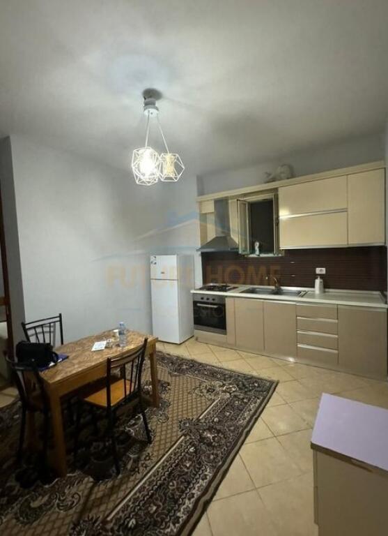 Qera, Apartament 1+1, Fresk, Tiranë.