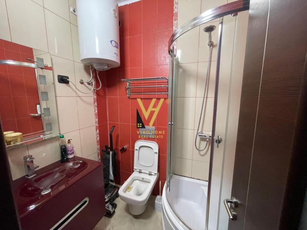 SHITET APARTAMENT 2+1 NE DON BOSKO 240.000 EURO