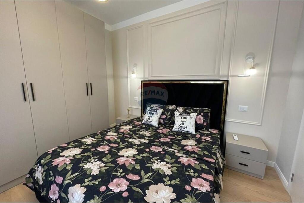 Jepet me qira apartament 1+1 te Kodra e diellit .