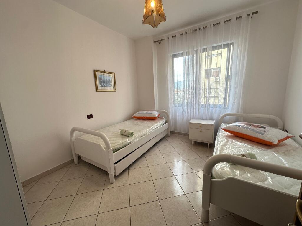 Apartament 2+1+2 në Astir