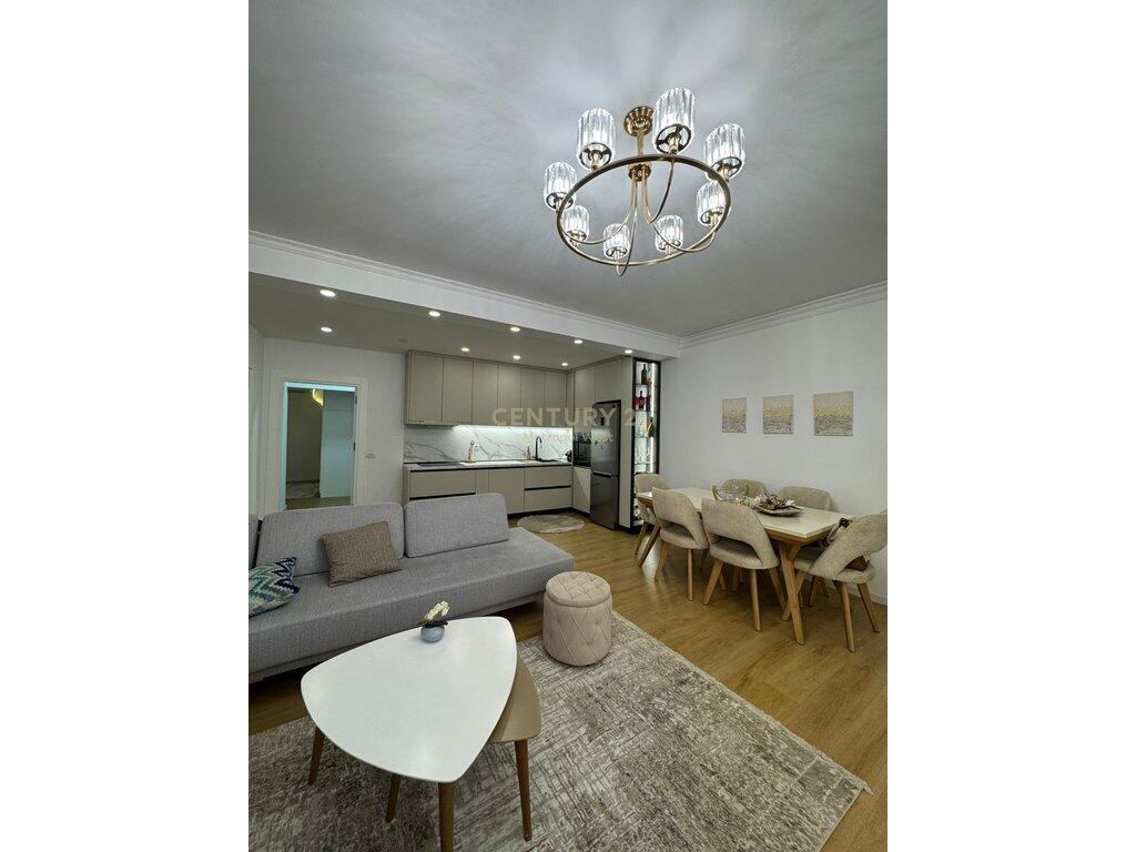 Apartment 2+1 For Sale in Fresk