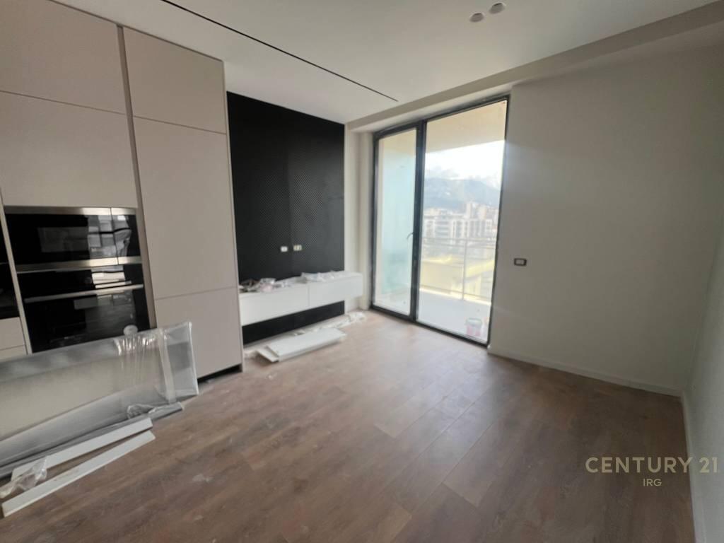 Apartament 2+1 per shitje tek Rr Mine Peza 300,000 €