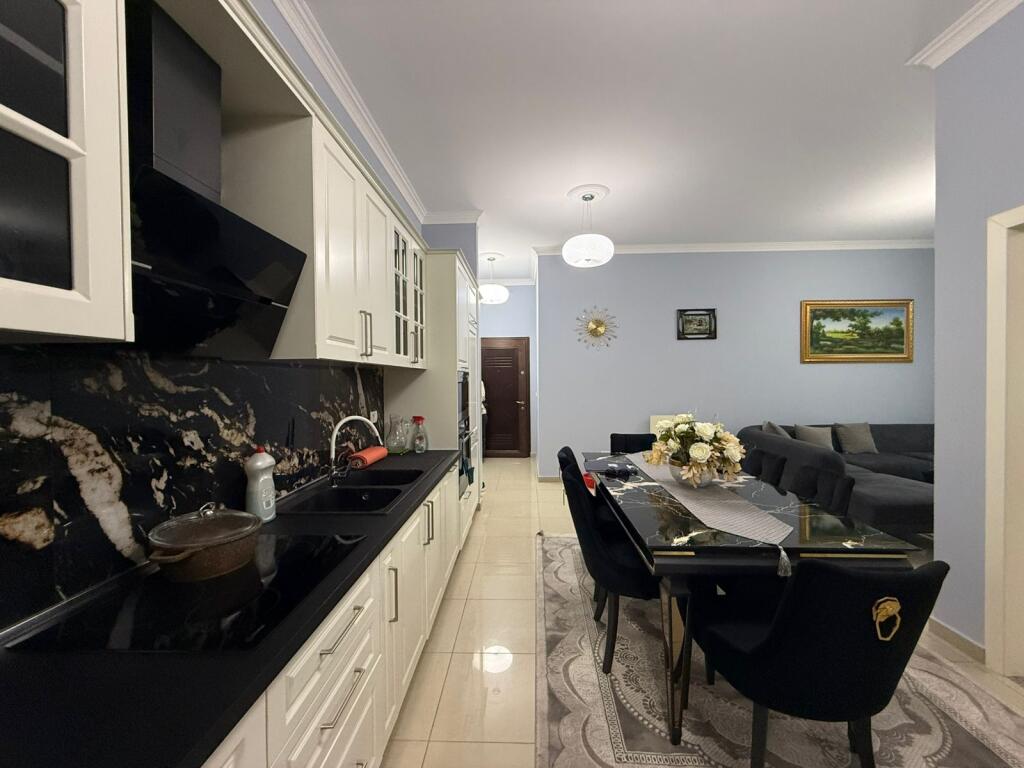 Affittasi Appartamento 2+1 Unaza E Re, Villa L