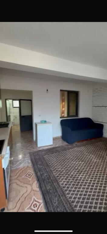 Shtepi private me qera 1+1