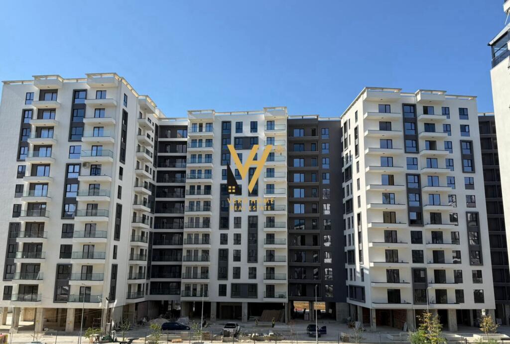 FOR SALE APARTMENT 2+1 AT FUSHA E AVIACIONIT 166,000 EURO