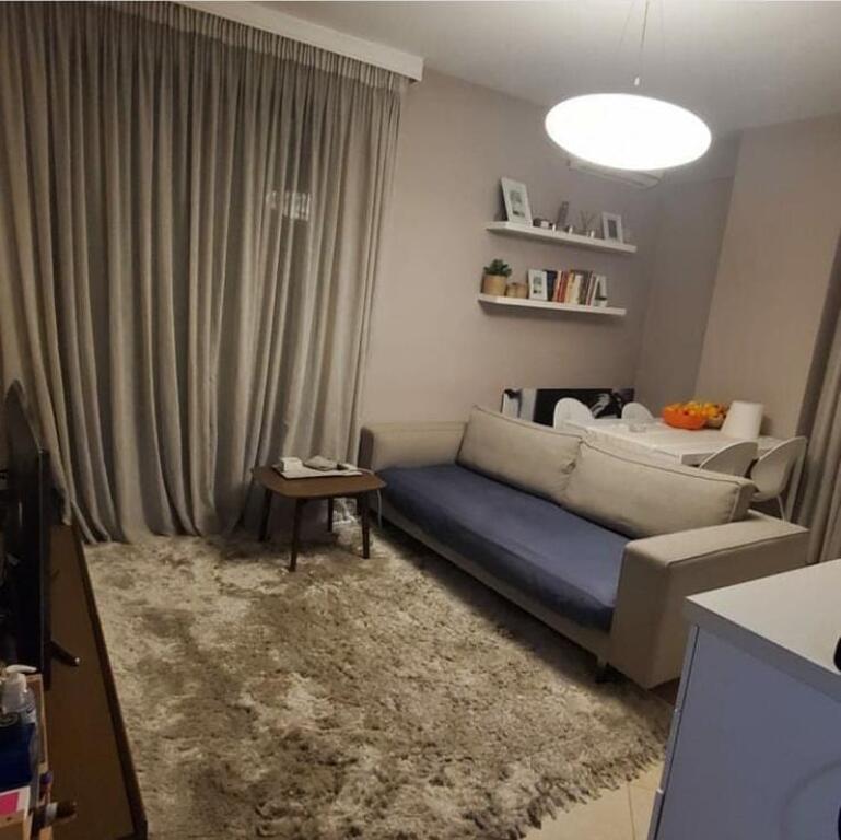 Jepet apartament 1+1 Tek Rruga e Kosovareve !