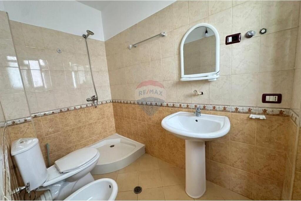 Appartamento 2+1+2 in affitto ad Astir