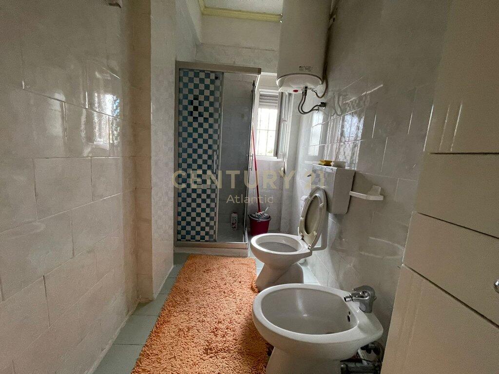 APPARTAMENTO 2+1 IN VENDITA VICINO ALLO STADIO, DURRES!