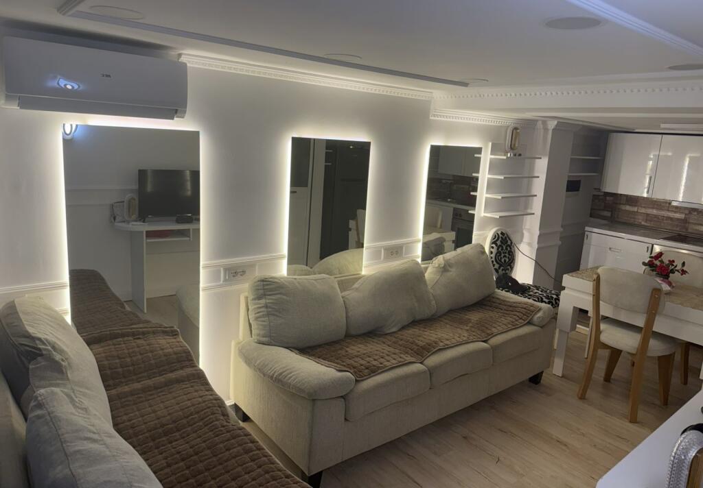 Jepet me qera 1+1 ne Bllok