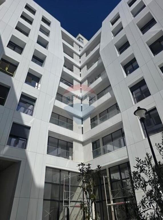 Appartamento in vendita, via Xhanfize Keko Porcelan