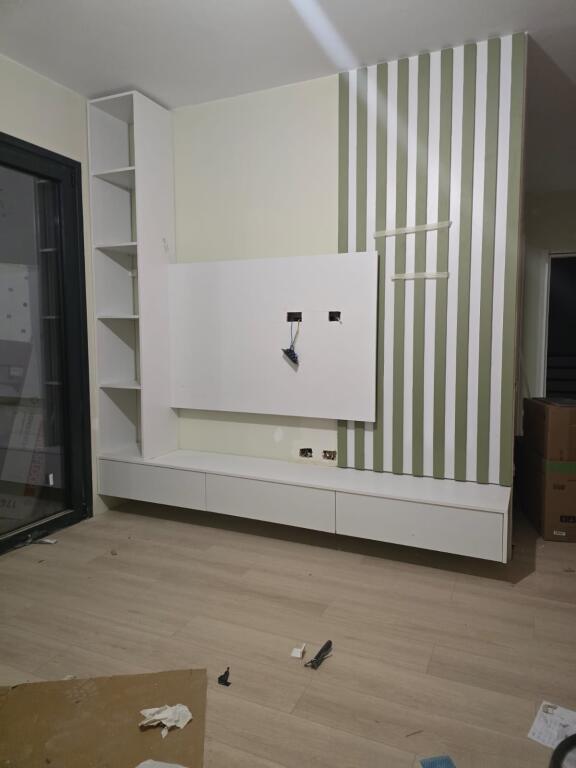 Apartament 2+1 +post me qira tek Liqeni i Thate
