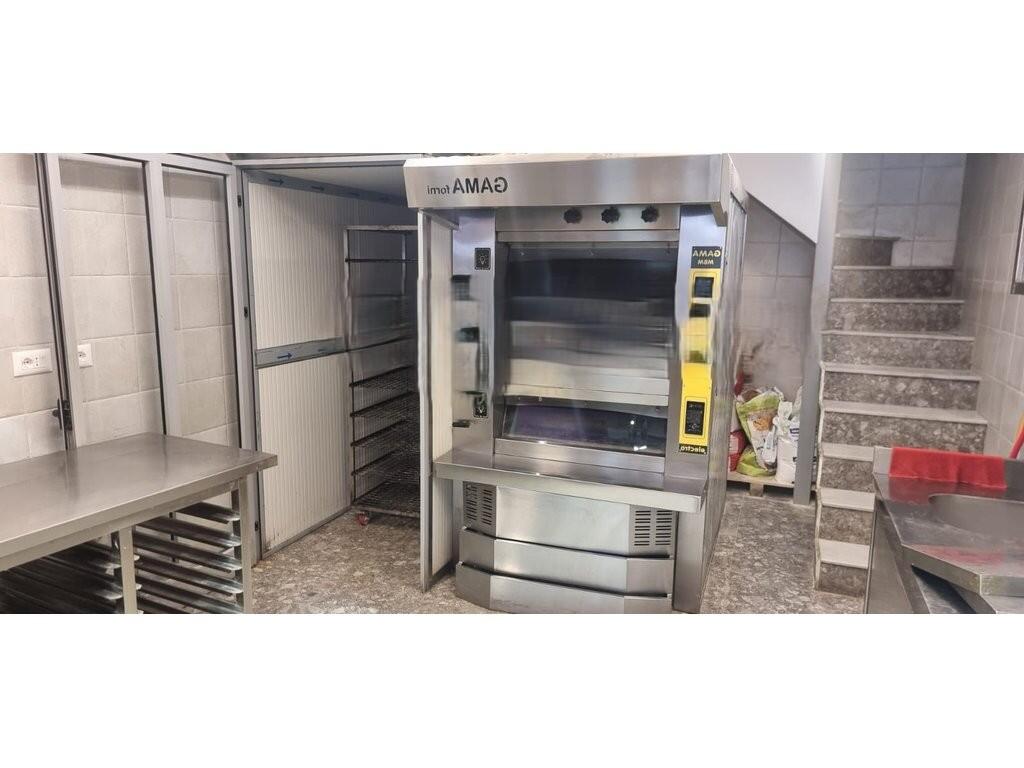 Jepet me qera Furre Buke ne Misto Mame 1,000 € /Muaj