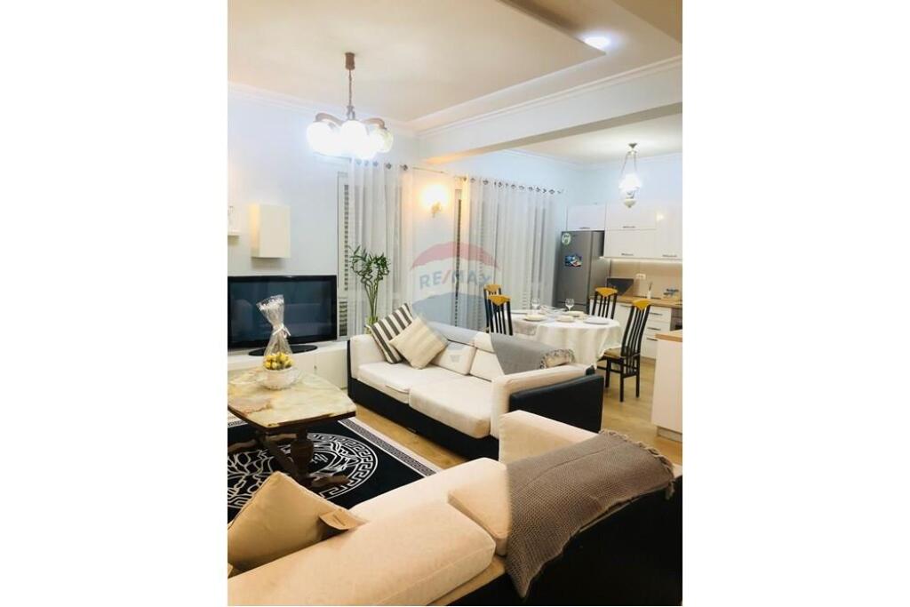 Apartament me Qira 2+1+2+Verande tek Rr. Durresit