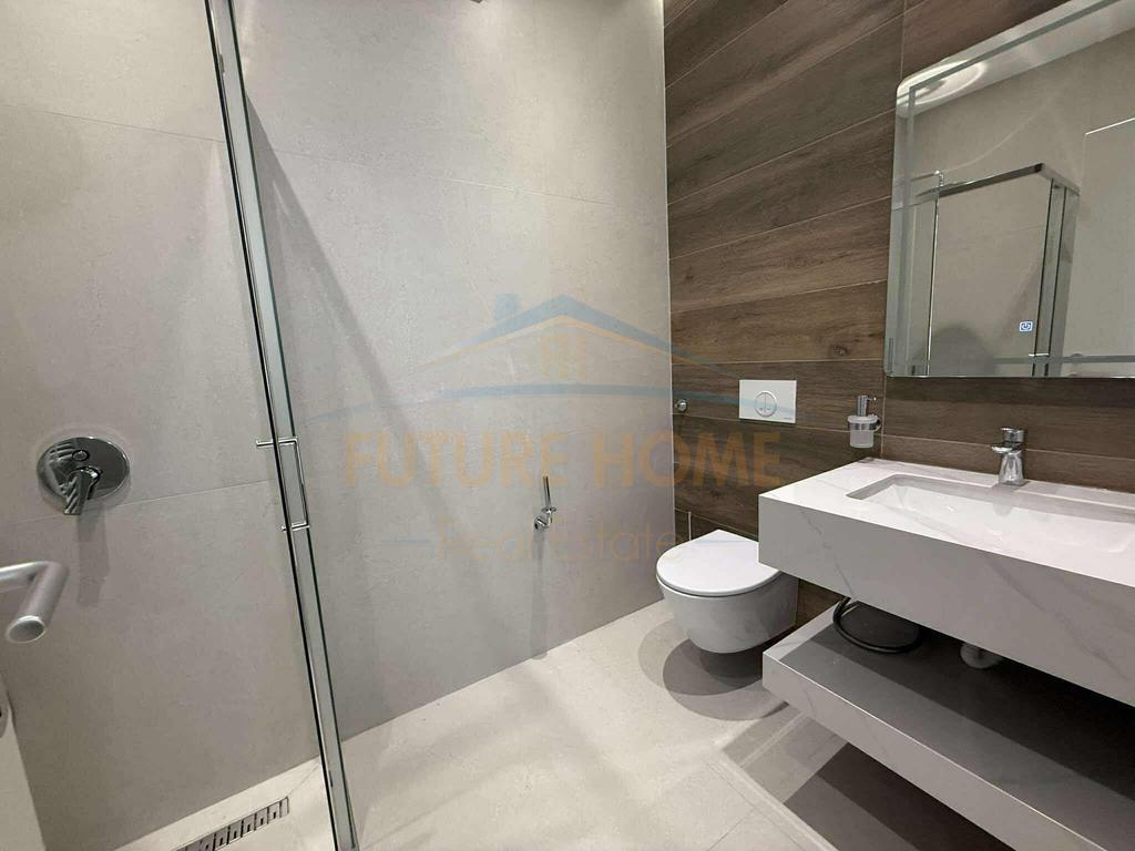 Affitto, Appartamento 2+1+2+ Posto Auto, Nuovo Viale, Tirana .