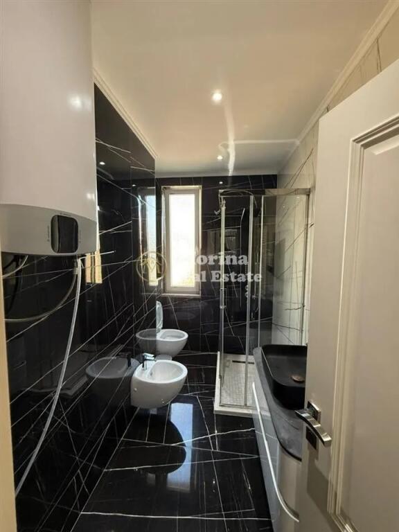 Qera, Apartament 2+1, Xhamlliku, 1000 euro/muaj