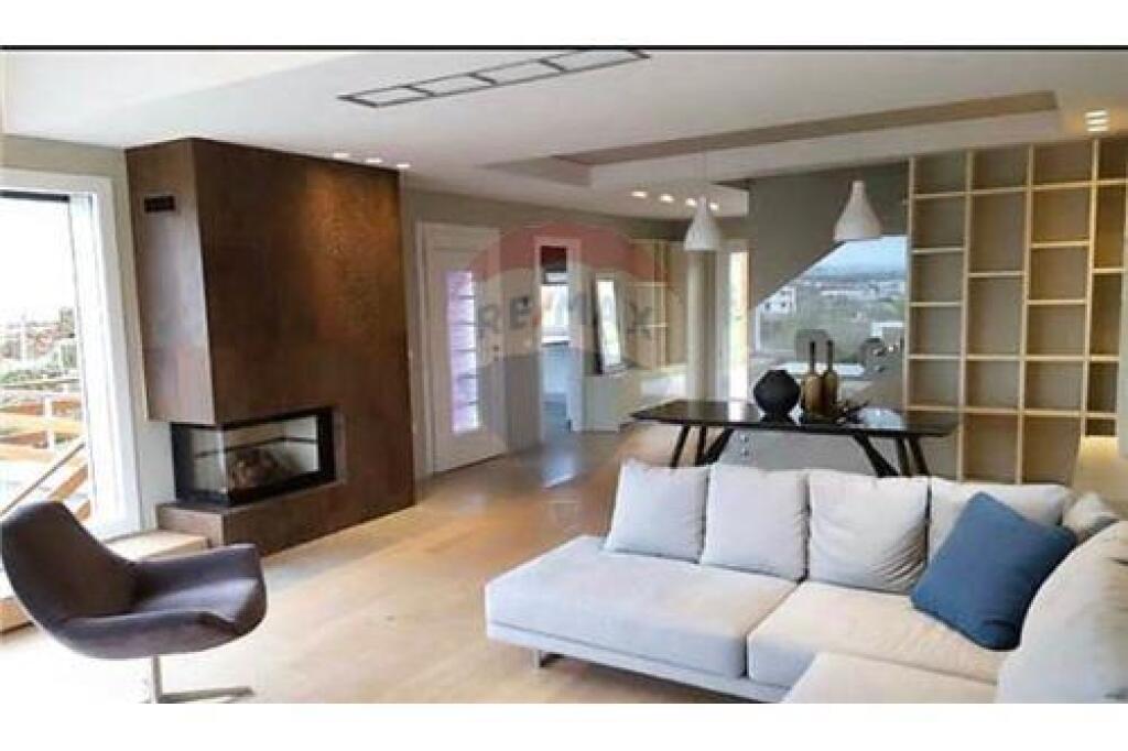 VILE ME QIRA 3 KATE NE LONG HILL RESIDENCE