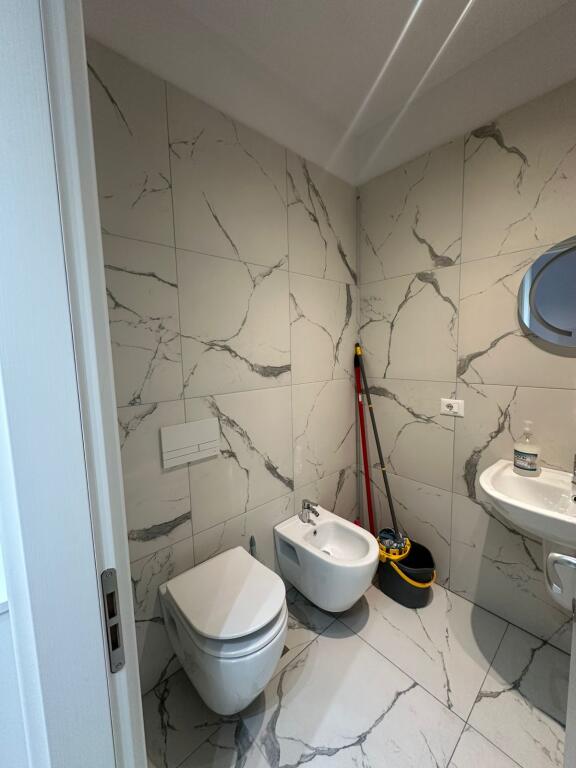 🏡 Appartamento 1+1 in affitto a Univers City