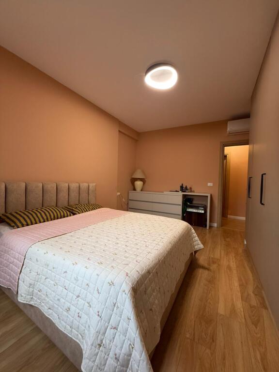 APARTAMENT 2+1 PER QERA NE QENDER
