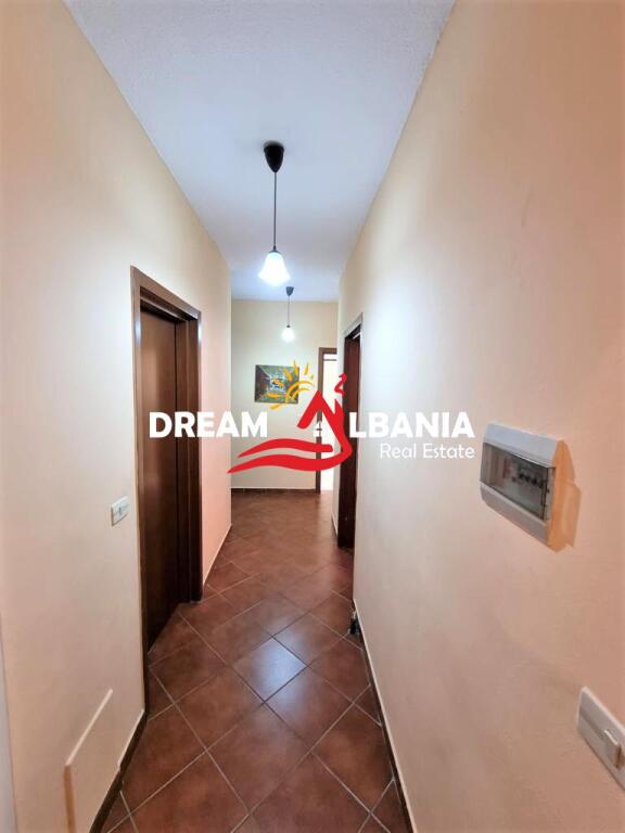 Apartament 2+1 me qera ne bulevardin Zogu I prane Shkencave te Natyres ne Tirane (ID 42214322)