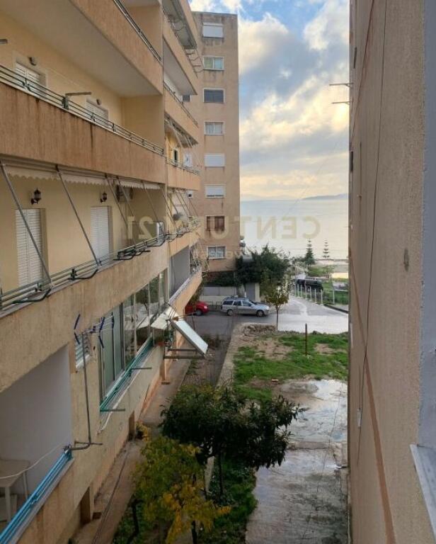 SARANDË, SHESIM APARTAMENT 2+1+2.