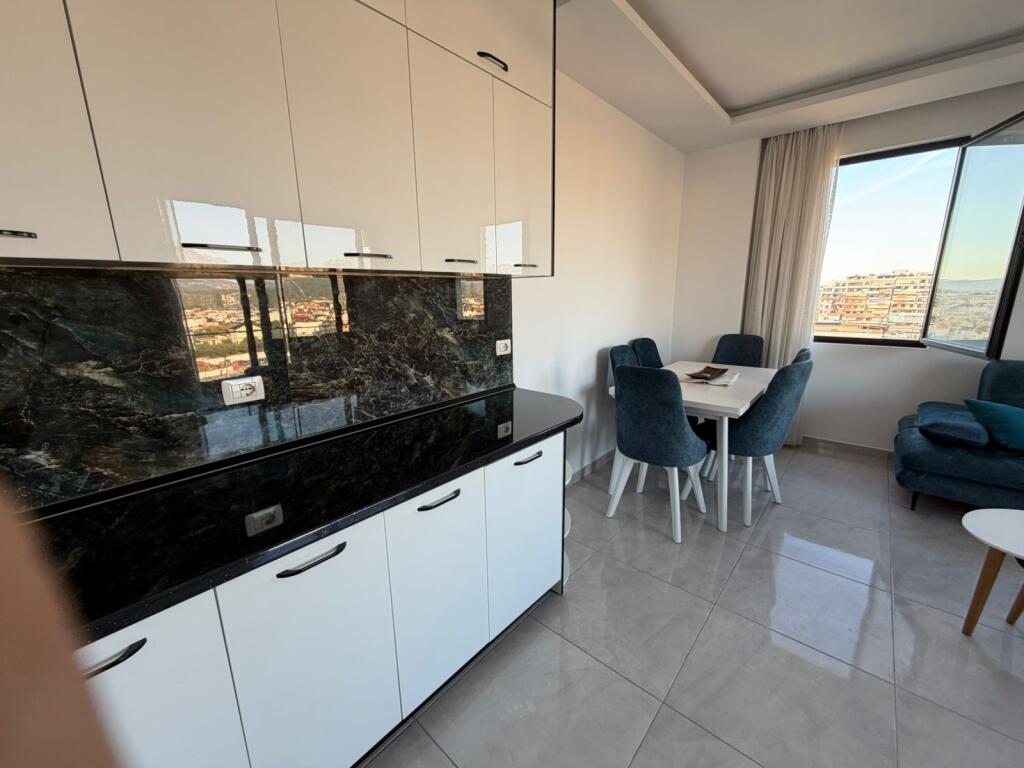 Shitet Apartament 2+1 ne – Kamëz (Pranë Rrethrrotullimit të Bathores)
