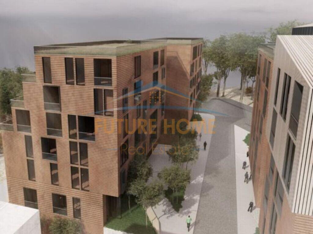 For sale, Apartment 2+1+2+Parking Space, Elbasanit Street, Tirana.