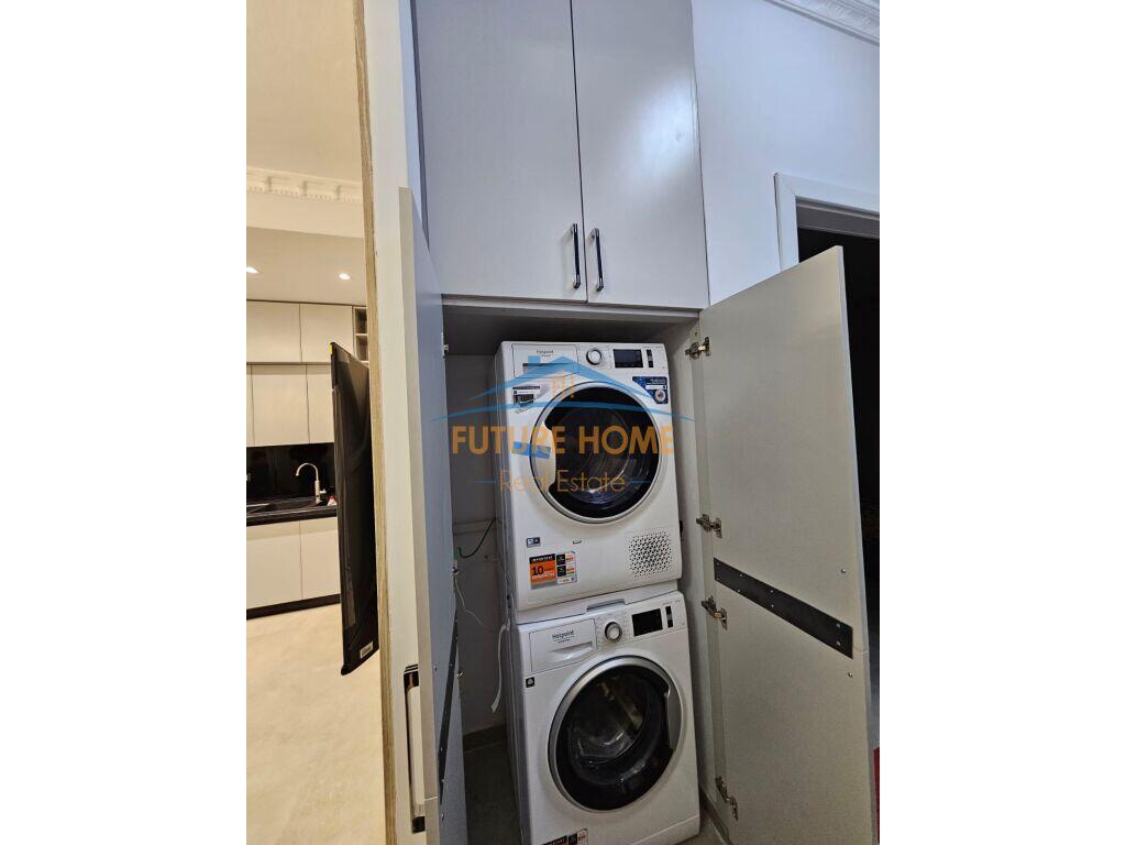 Qera, Apartament 2+1+2, Qendër, Tiranë .