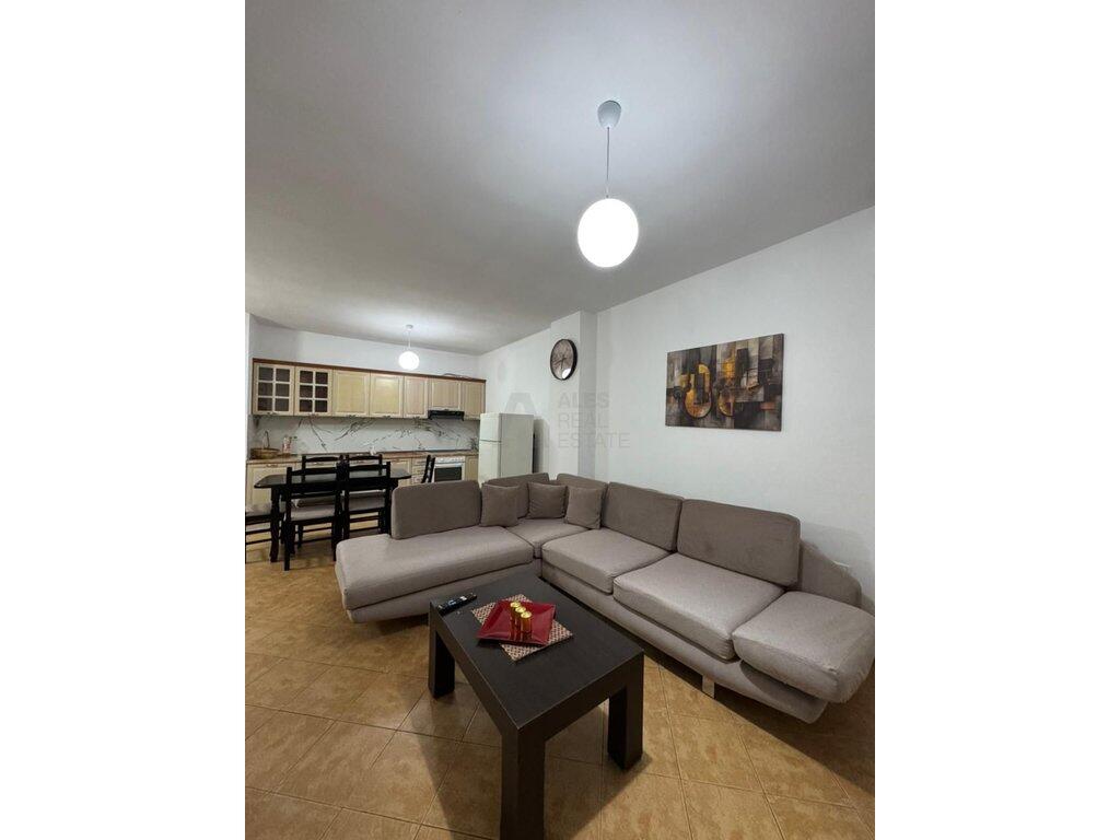 Apartament 2+1 për qira – Astir