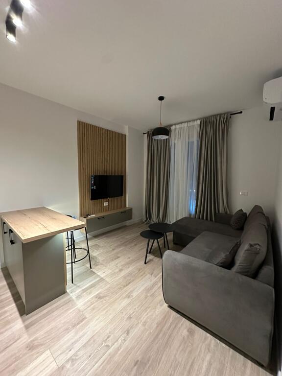 Jepet me qira apartament 1+1 tek Univers City!