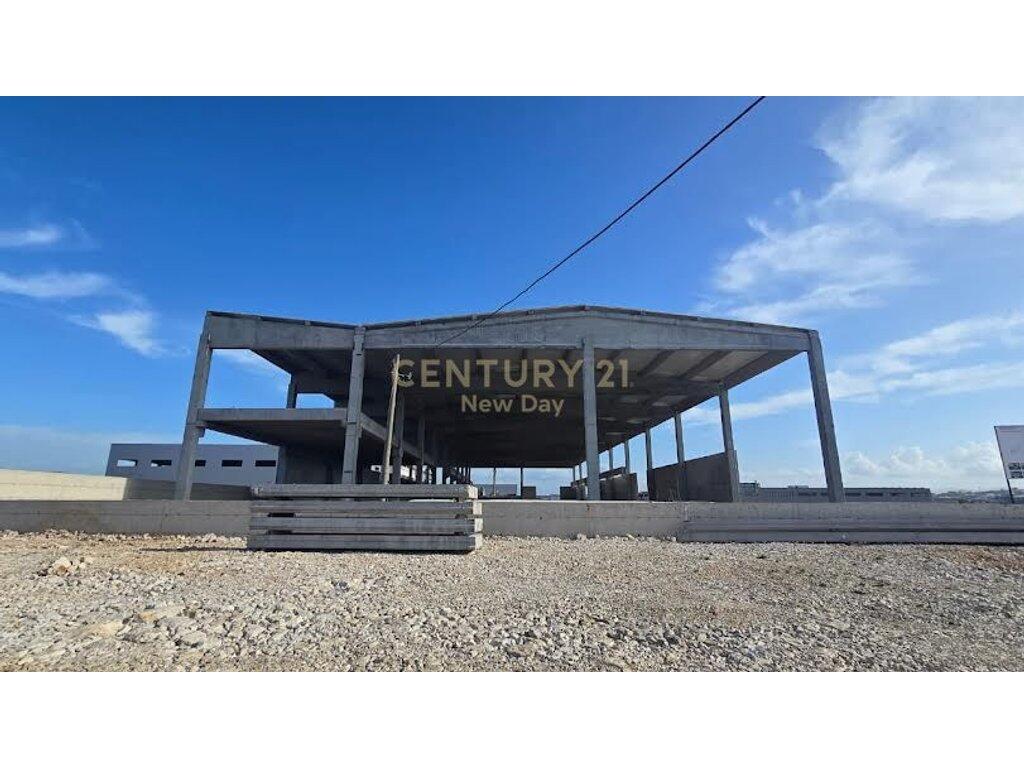 KAPANON  TOKE PER SHITJE NE SPITALLE  3.500.000