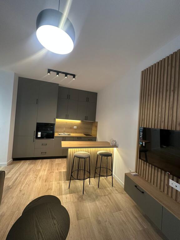Jepet me qira apartament 1+1 – Univers City, Tiranë
