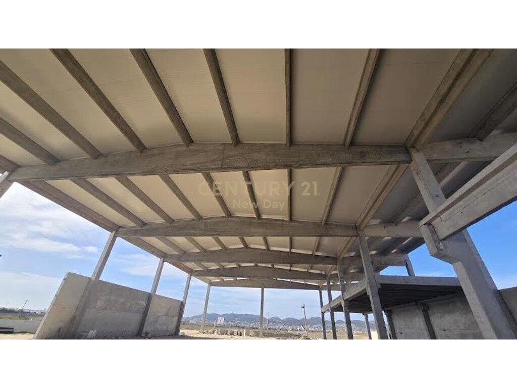 KAPANON  TOKE PER SHITJE NE SPITALLE  3.500.000