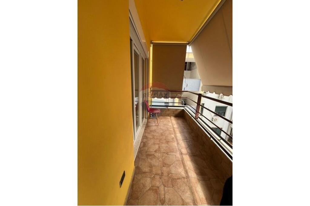APARTAMENT 1+1 ME QIRA , RRUGA E KAVAJES