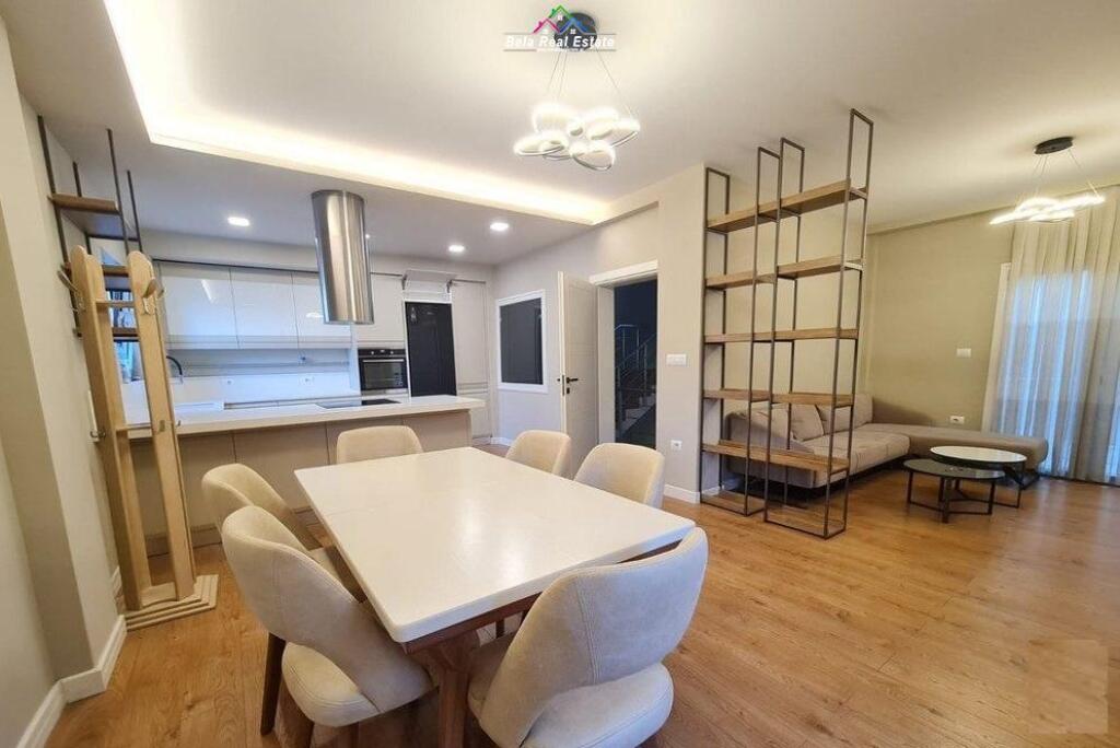 Vile 3-Kateshe Me Qera Tek Blloku i Vilave Selite (ID BV22185) Tirane.