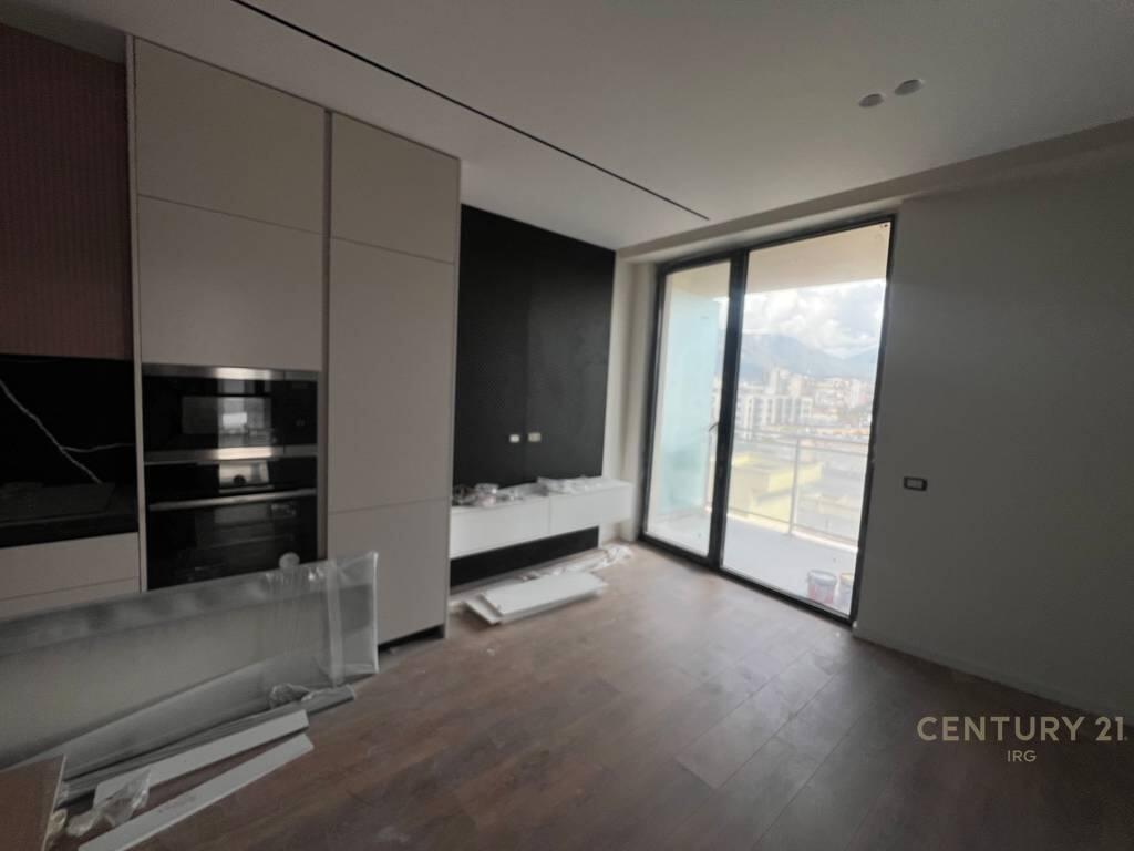 Apartament 2+1 per shitje tek Rr Mine Peza 300,000 €