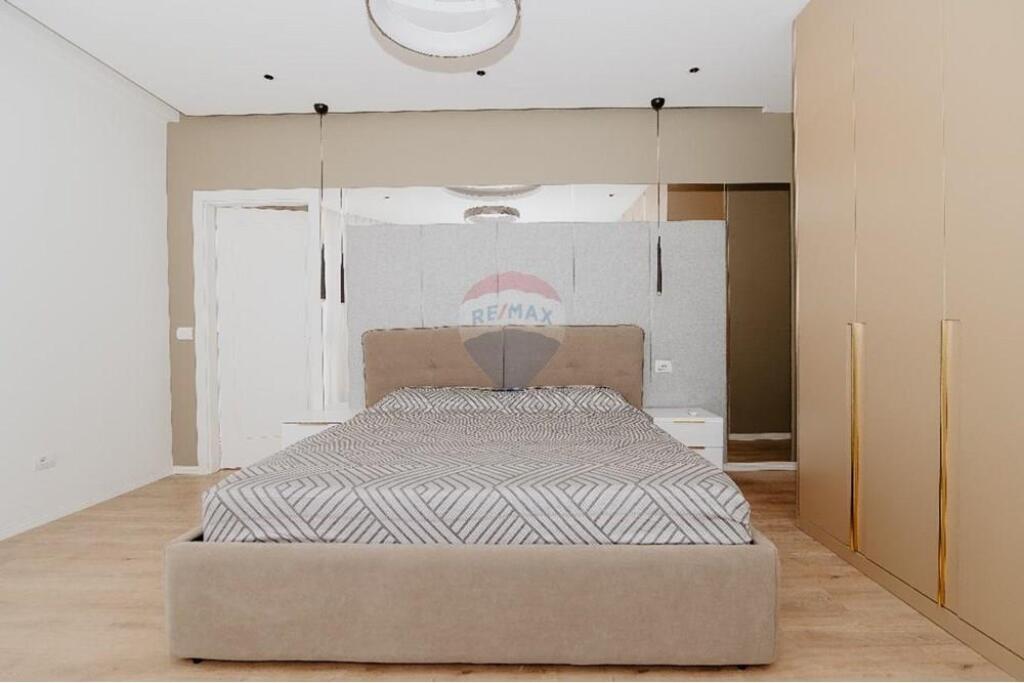 MYSLYM SHYR, APARTAMENT 2+1 PER QIRA